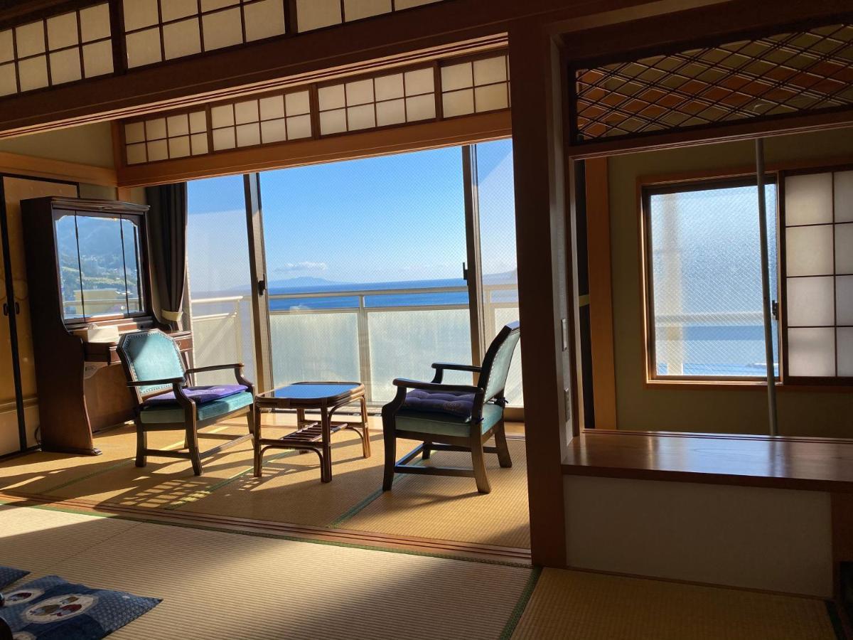 Atami Onsen Guest House Megumi מראה חיצוני תמונה