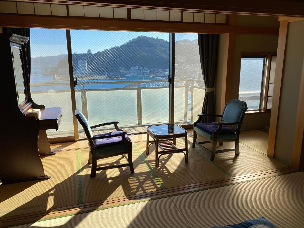 Atami Onsen Guest House Megumi מראה חיצוני תמונה